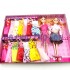 Hộp đồ chơi 2 búp bê bằng nhựa & 14 bộ váy đầm D2022C