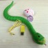 Hộp đồ chơi con rắn điều khiển từ xa sạc USB