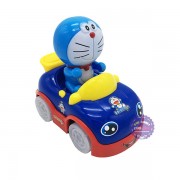 Hộp đồ chơi xe hơi Doraemon dùng pin có nhạc bánh đèn